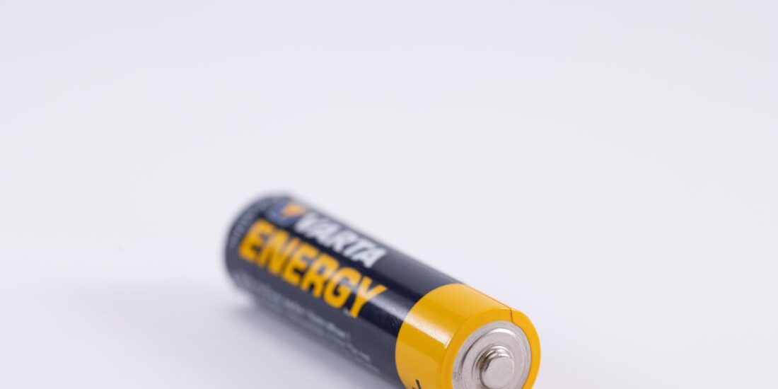 Diverse Sources of Power for Robots: An In-Depth Exploration